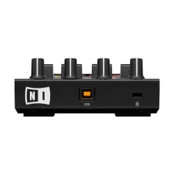 Traktor Kontrol F1 - 3