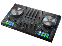Traktor Kontrol S3 DJ Controller - Native Instruments