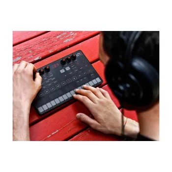 Uno Synth - Analog Synthesizer - 8