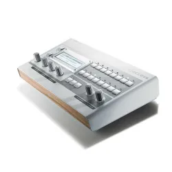 Virus TI Snow Analog Synthesizer - 2